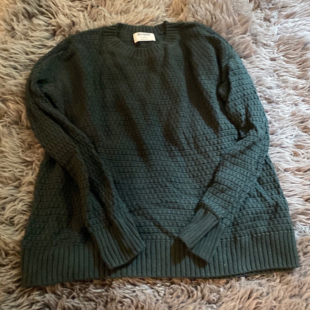 Old Navy green sweater
